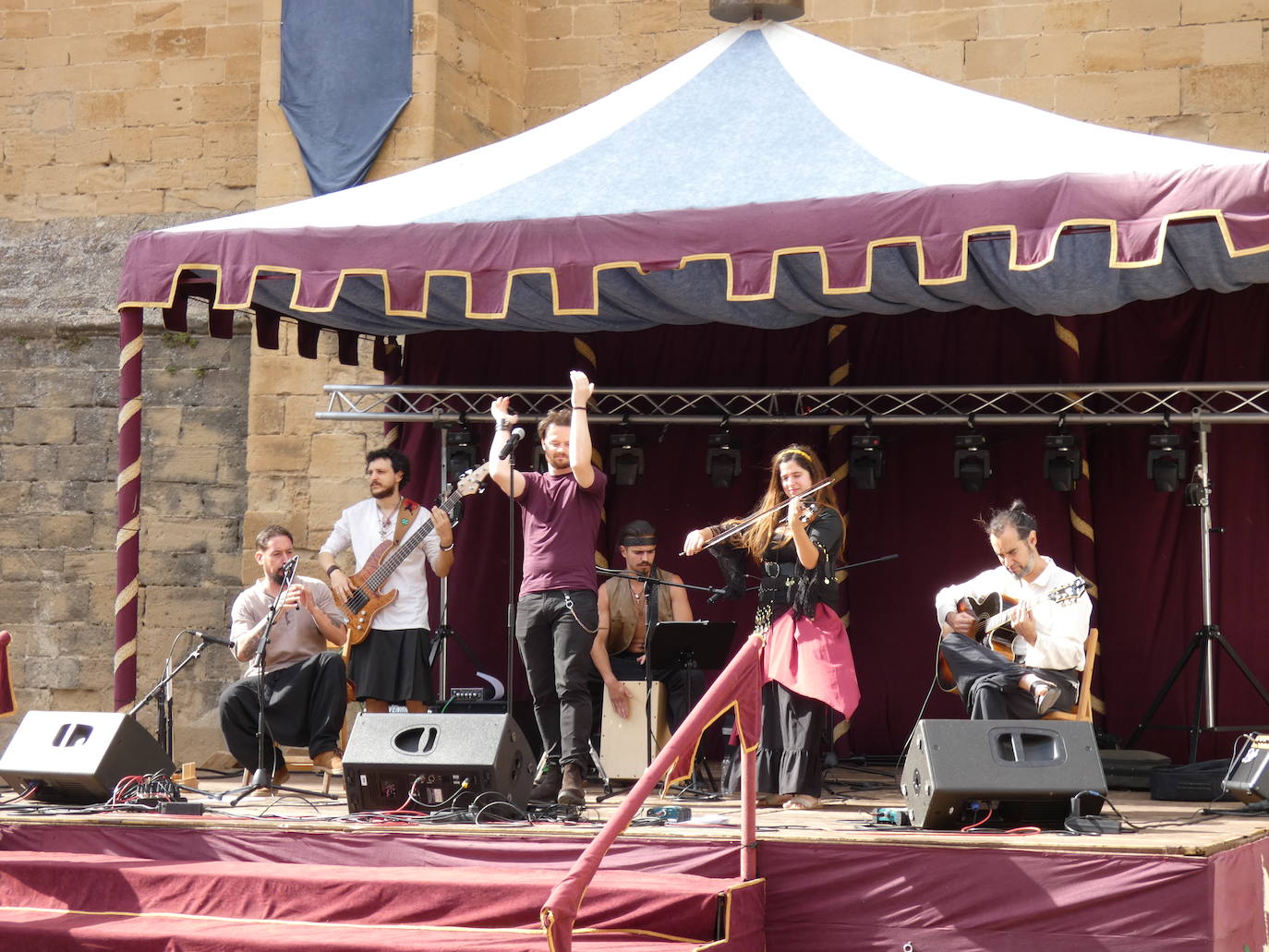 Fotos: Broche final a las Jornadas Medievales de Briones