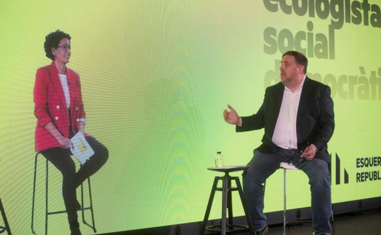 El presidente de ERC, Oriol Junqueras, y la secretaria general, Marta Rovira. 