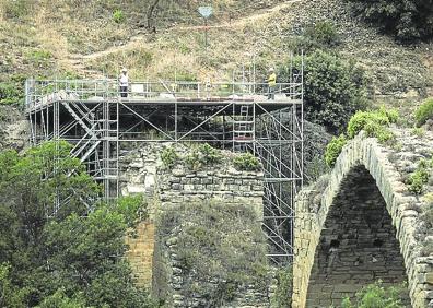 Imagen secundaria 1 - Las dovelas vuelven al arco de Mantible