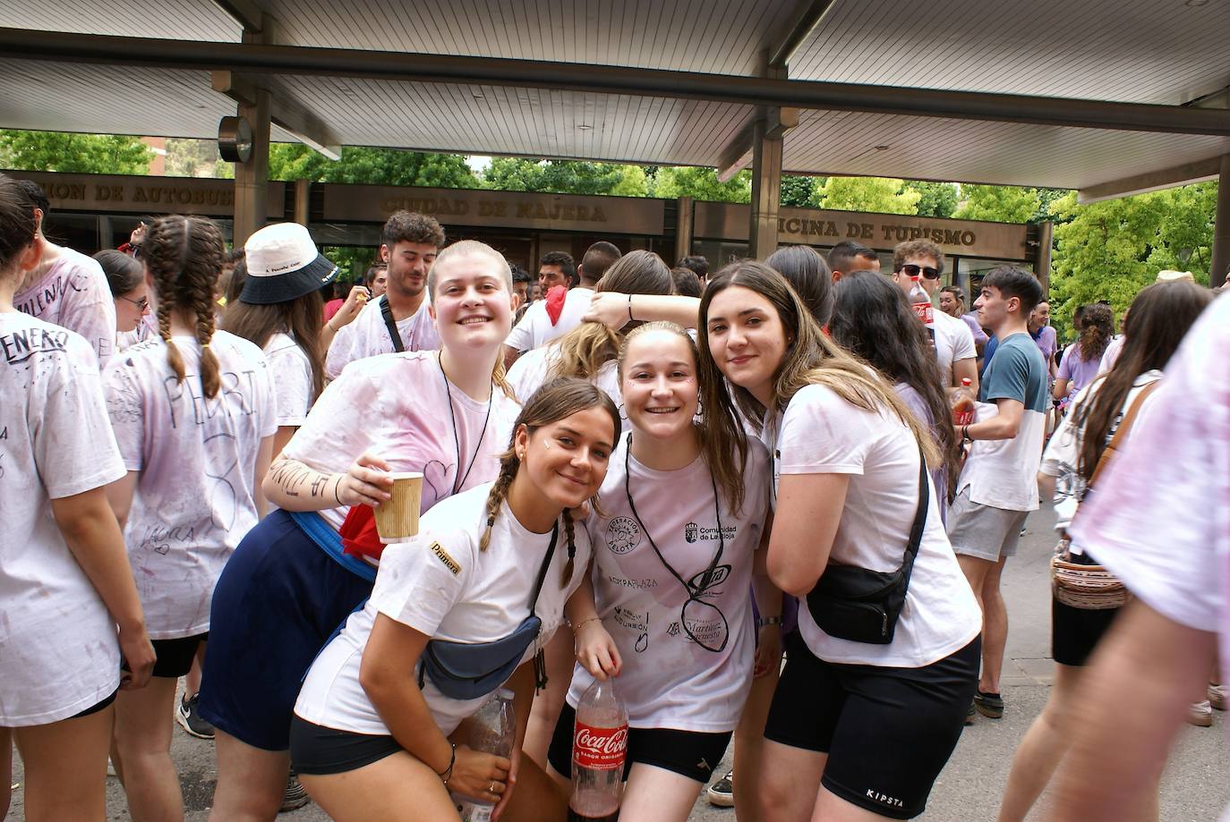 Fotos: Viernes de vueltas y almuerzos en las fiestas de Nájera