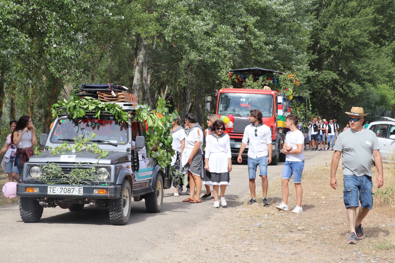 Fotos: Los arnedanos festejan la romería de San Juan