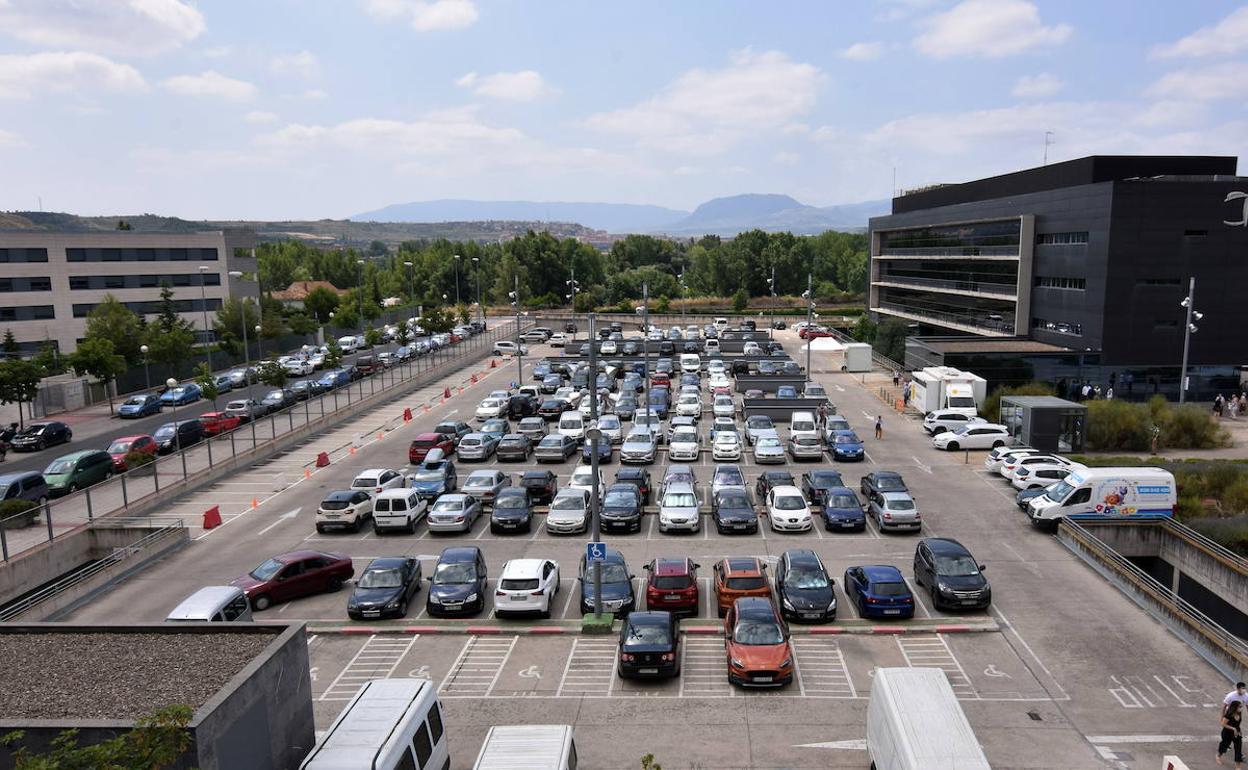 Vista del aparcamiento del CIBIR. 