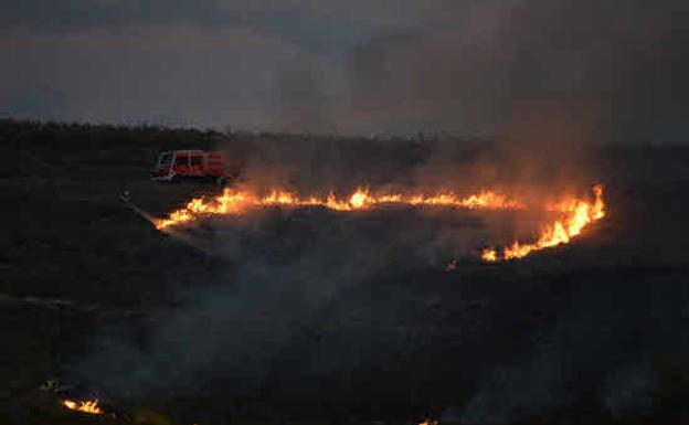 Incendio en el monte Cantabria el año pasado.