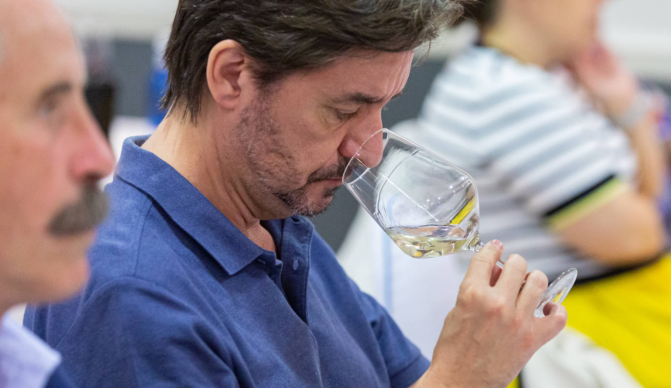 Fotos: Ruiz Monge, protagonista del club de catas