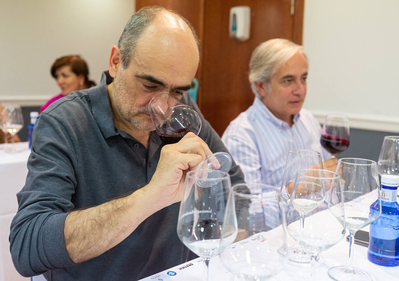 Fotos: Ruiz Monge, protagonista del club de catas