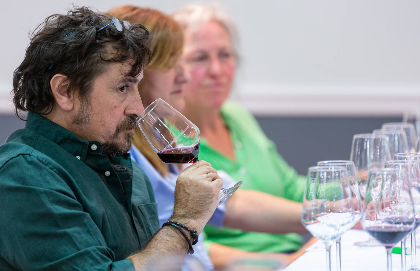 Fotos: Ruiz Monge, protagonista del club de catas