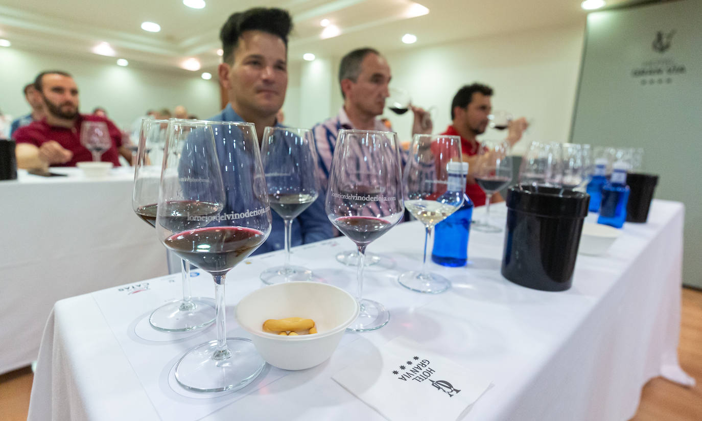 Fotos: Ruiz Monge, protagonista del club de catas