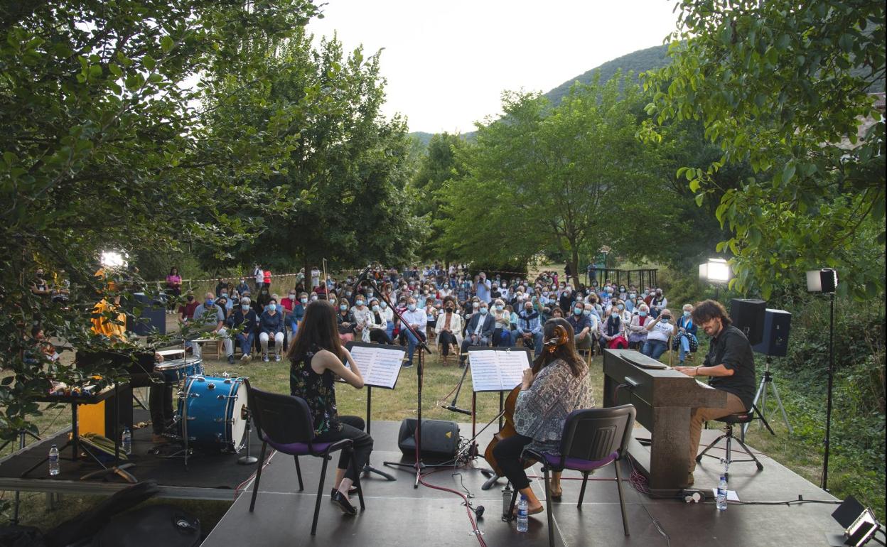 Concierto en una anterior edición del Festival de Música de Cámara de Anguiano. 