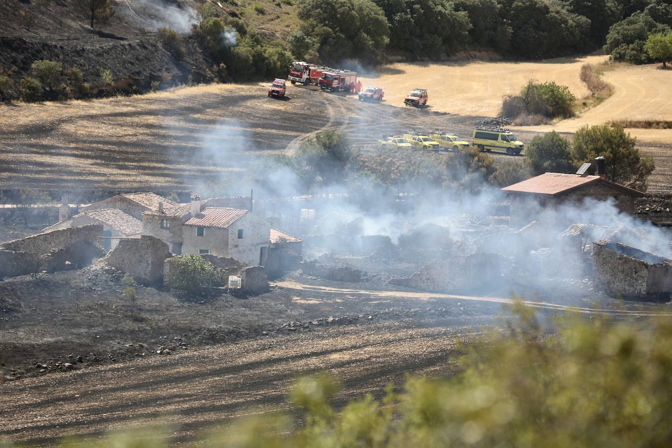 Fotos: Incendio en Yerga: las imágenes del fuego que quema el monte riojano