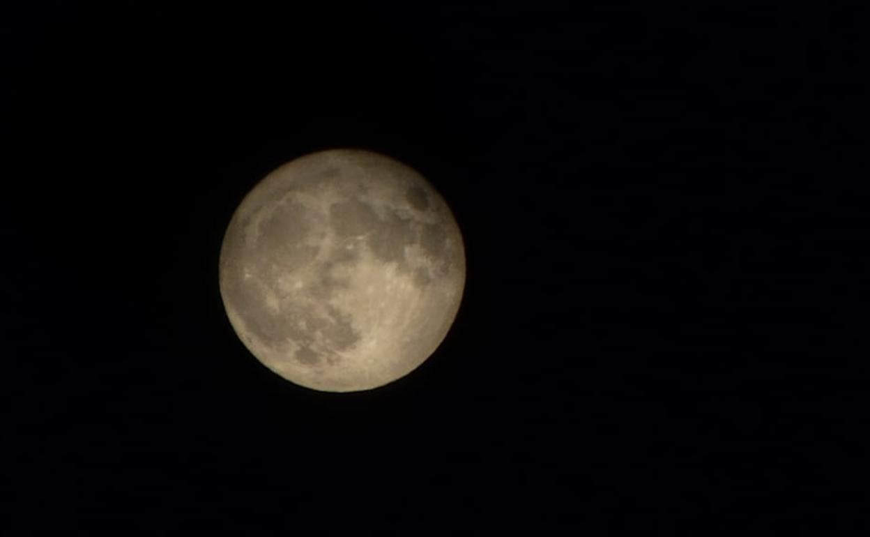 Superluna del Ciervo