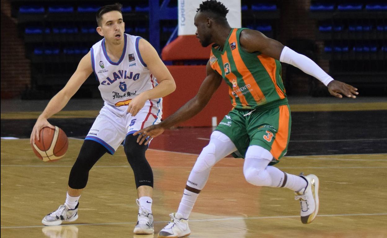 De Pablo, en un partido contra el Morón de la pasada temporada. 