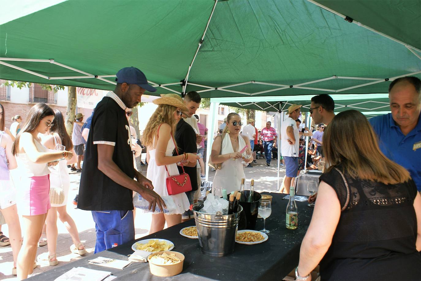 Fotos: Feria de vino y comida de Huércanos