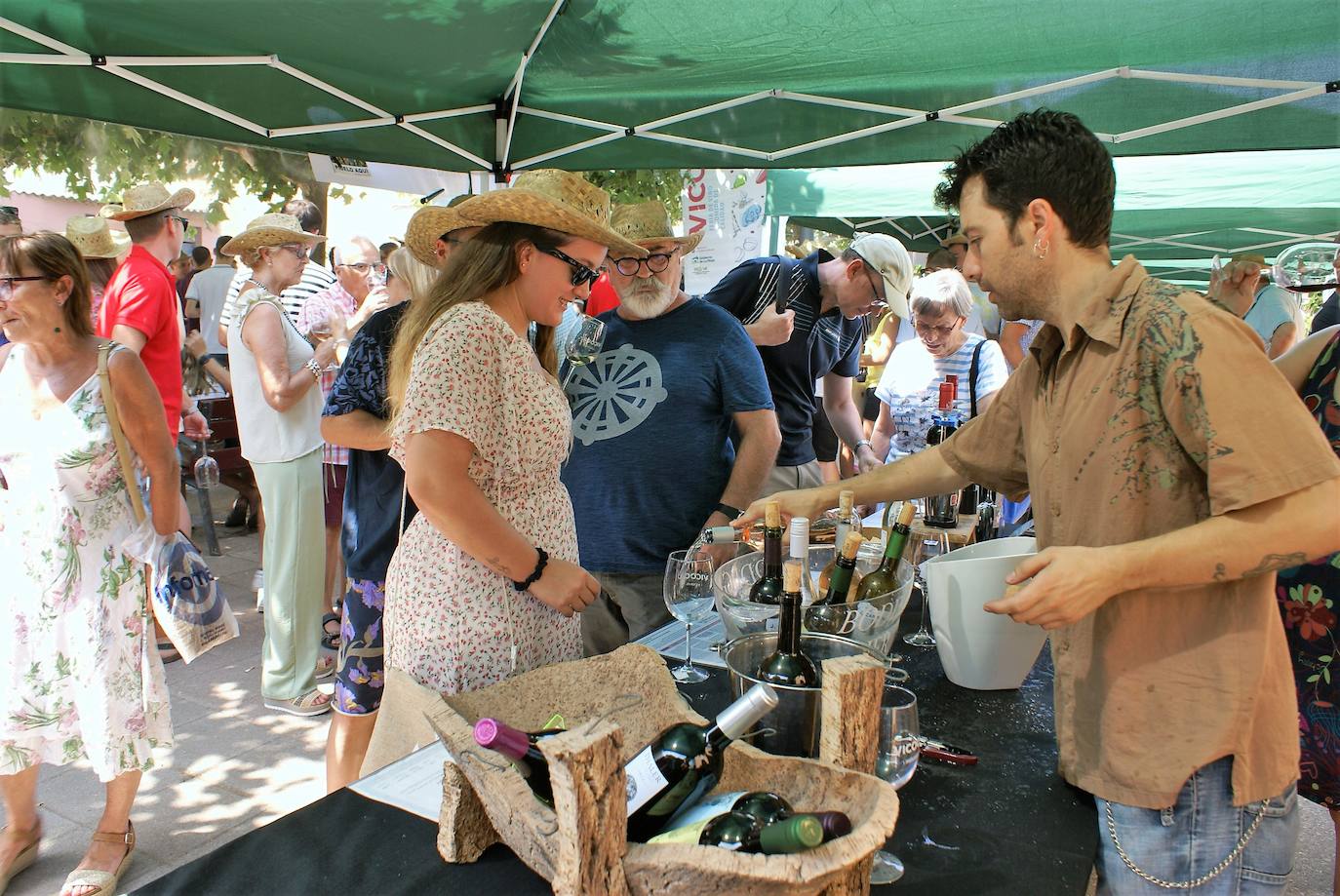 Fotos: Feria de vino y comida de Huércanos