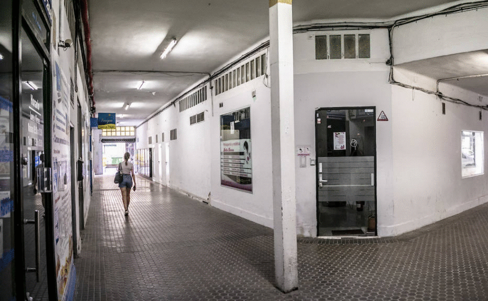 Comercios a la sombra que aún perviven