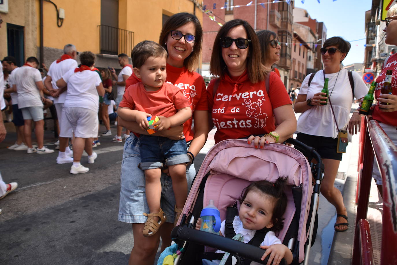 Fotos: Primer día de fiestas en Cervera