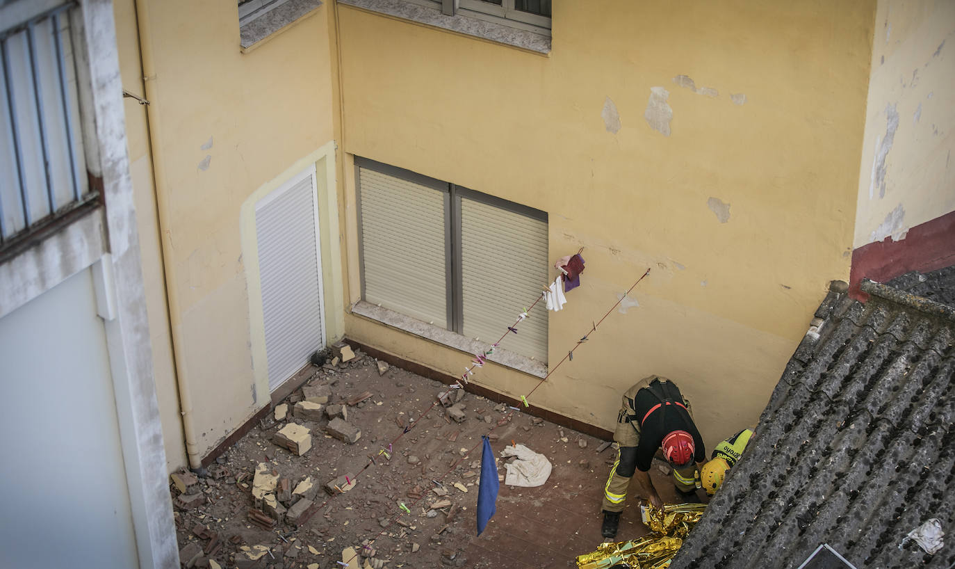 Fotos: Fallece un hombre de 40 años tras una explosión en Pérez Galdós