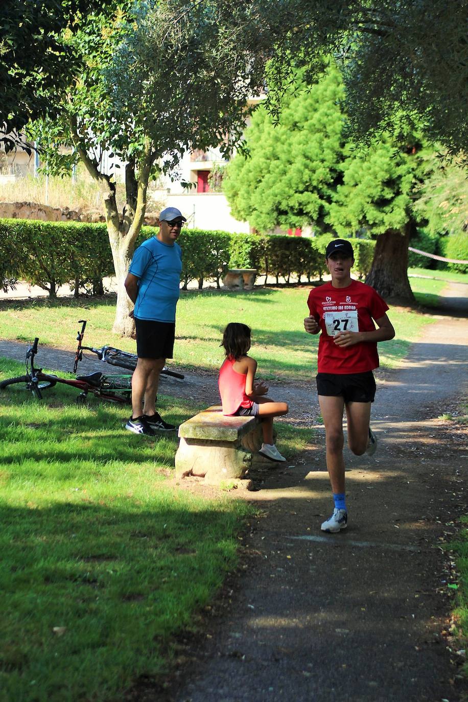 Fotos: Igor Ruiz y Ainara Urrutia vencen en la VIII Subida al Bolo