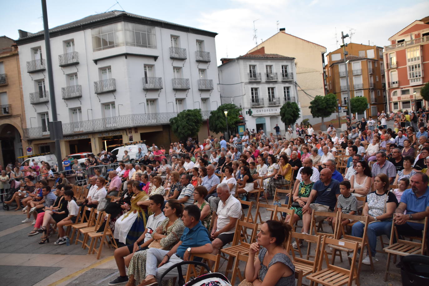 Fotos: Calahorra acogió el XXXII Festival Internacional de Danzas