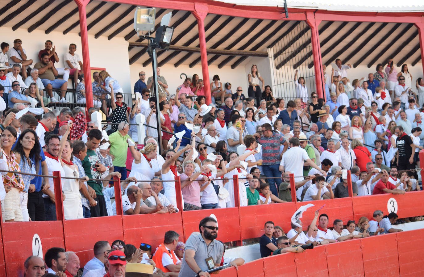 Fotos: Triunfo de Fabio Jiménez en la corrida de Alfaro