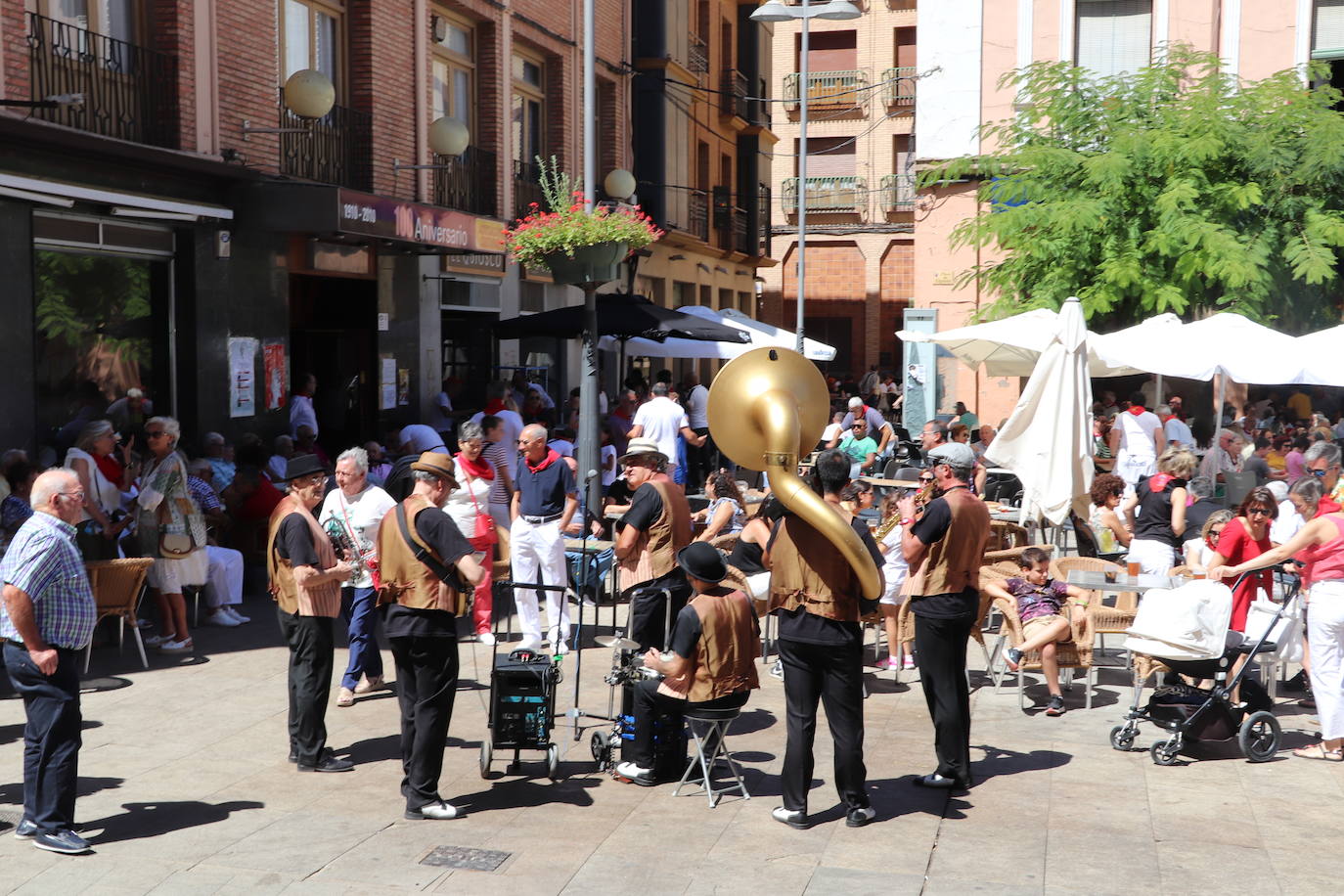 Fotos: Las mujeres, protagonistas en las fiestas de Alfaro