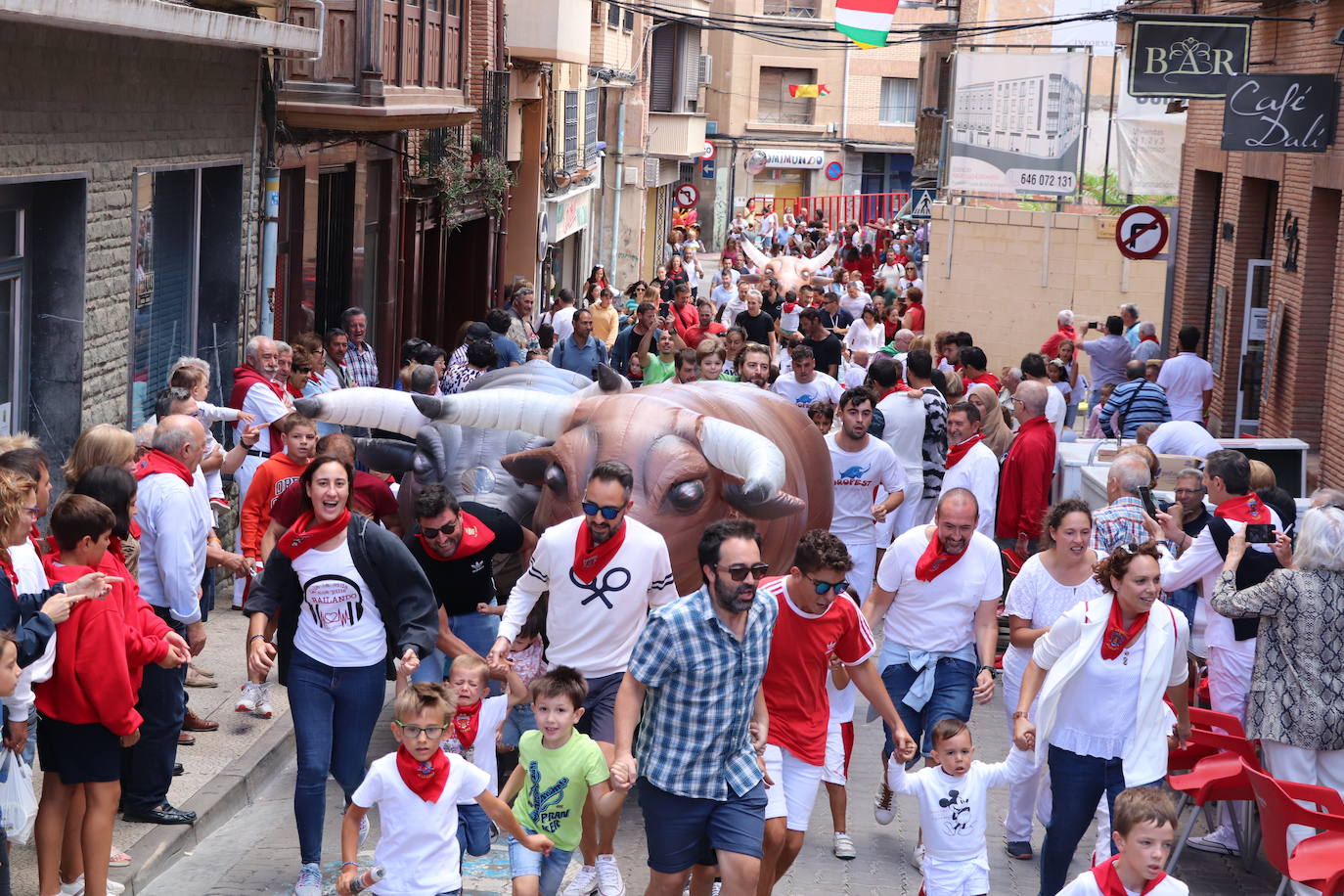 Fotos: Los festejos menores triunfan en las fiestas de Alfaro