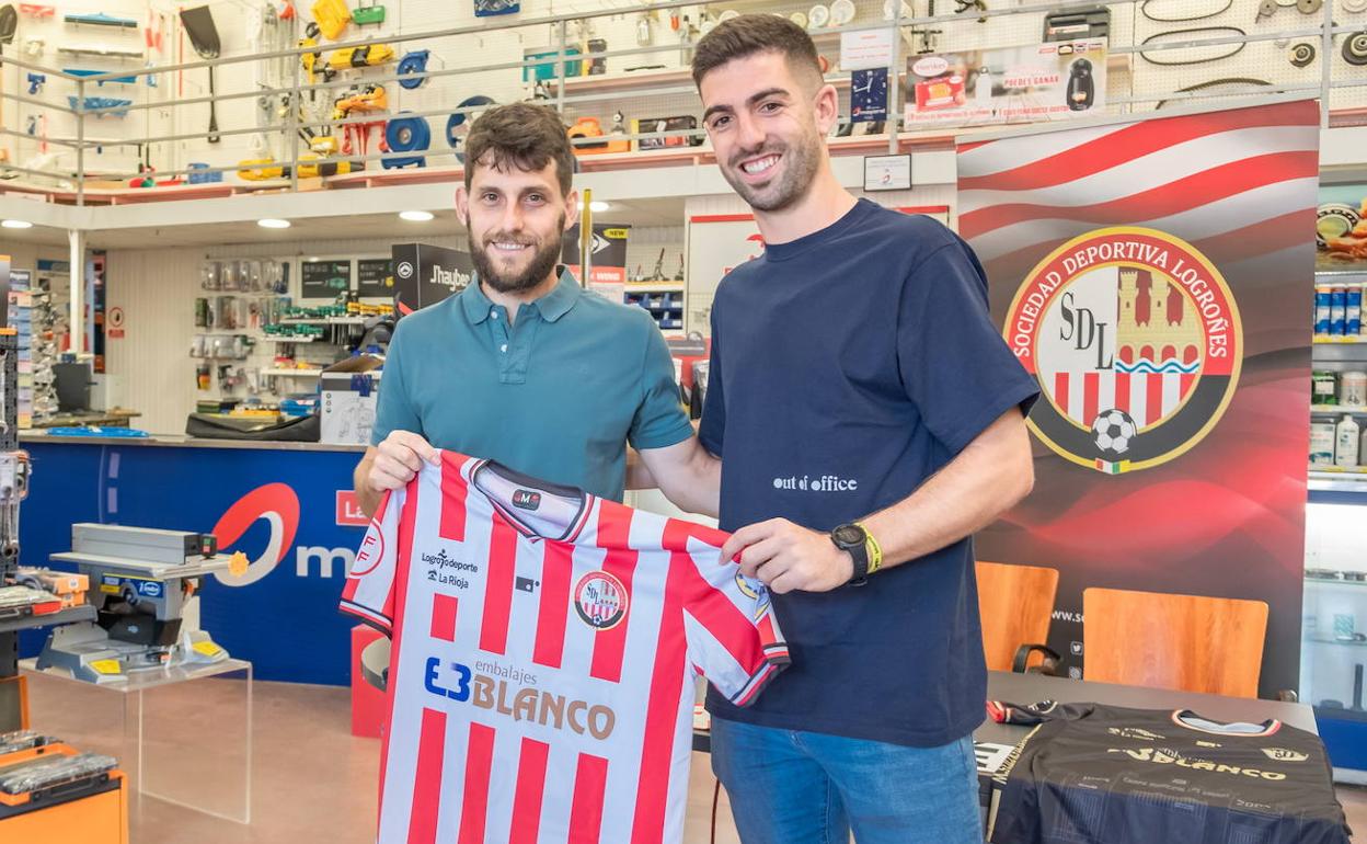 La SD Logroñés presentó ayer oficialmente a Iker Unzueta y a Fran Sota. El delantero procedente del Amorebieta llega al conjunto riojano con la idea de «anotar muchos goles», mientras que el mediocentro riojano vuelve a la que fuera su casa después de jugar en India. «Tenía claro que quería llegar a un acuerdo rápido con la SDL», asegura Sota. 