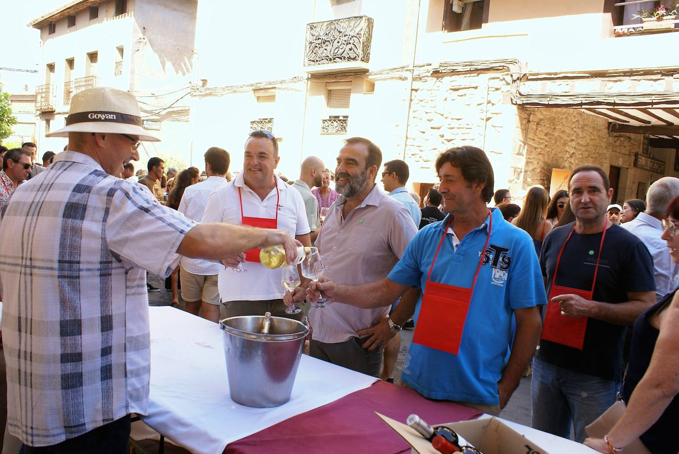 Fotos: El Encuentro con el Vino de Cenicero vuelve tras dos años