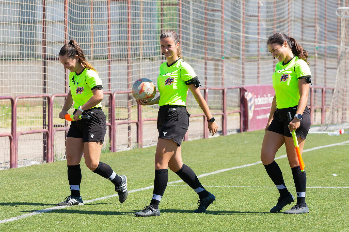 Fotos: La UD Logroñés B gana el torneo del Comillas en el que también participó el Anguiano