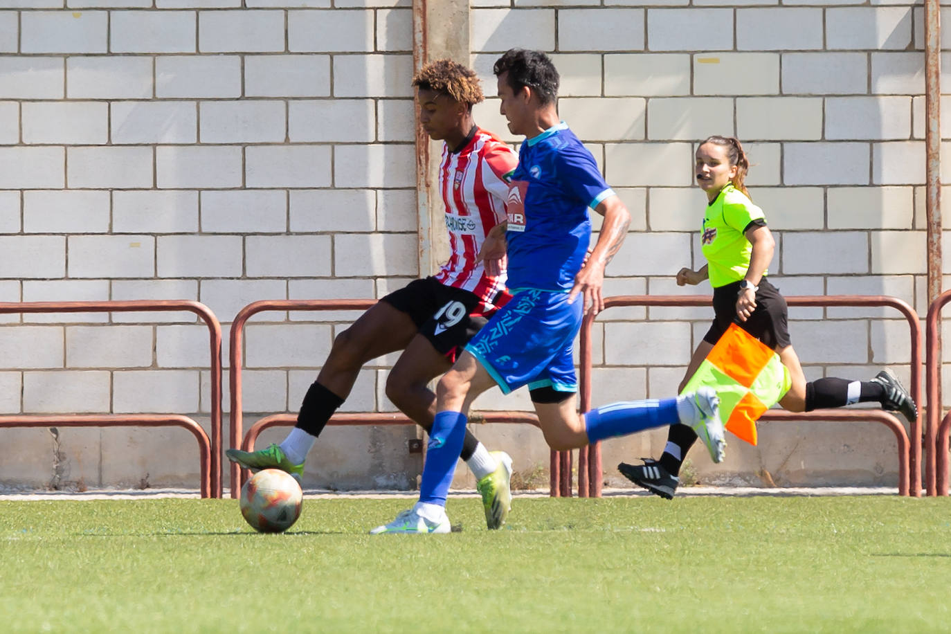 Fotos: La UD Logroñés B gana el torneo del Comillas en el que también participó el Anguiano