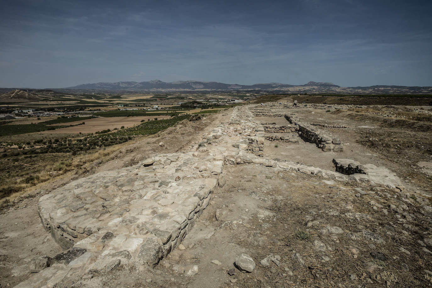 Fotos: El yacimiento del monte Cantabria muestra nuevas partes