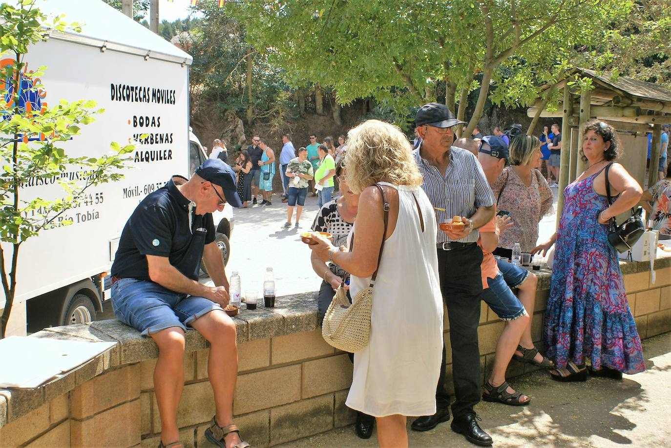 Fotos: Miles de personas asisten al Festival de la patata brava de Villar de Torre