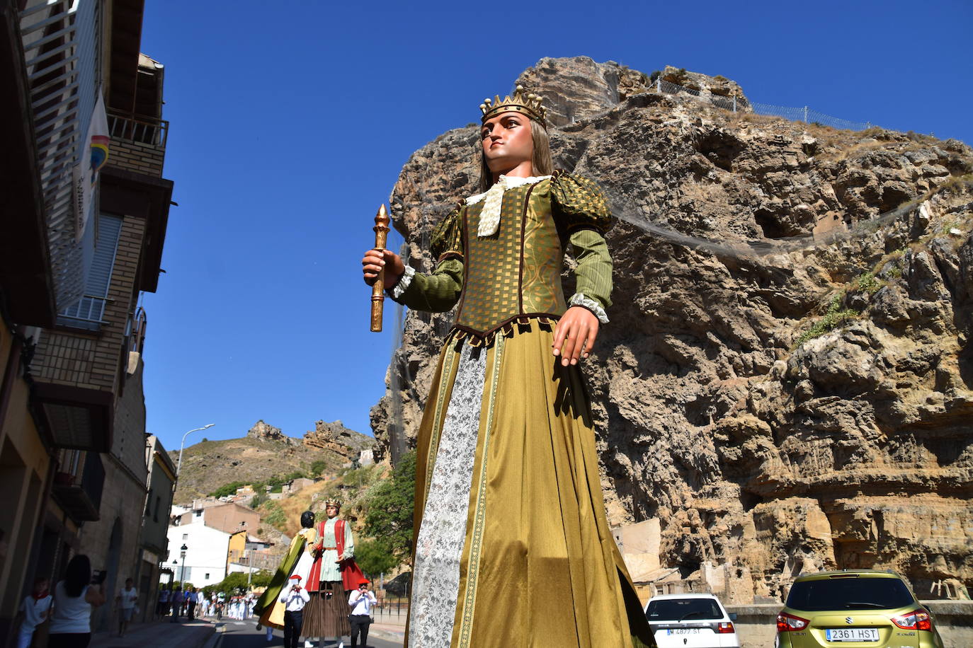 Fotos: San Gil recorre las calles de Cervera al son de las &#039;pulgaretas&#039;