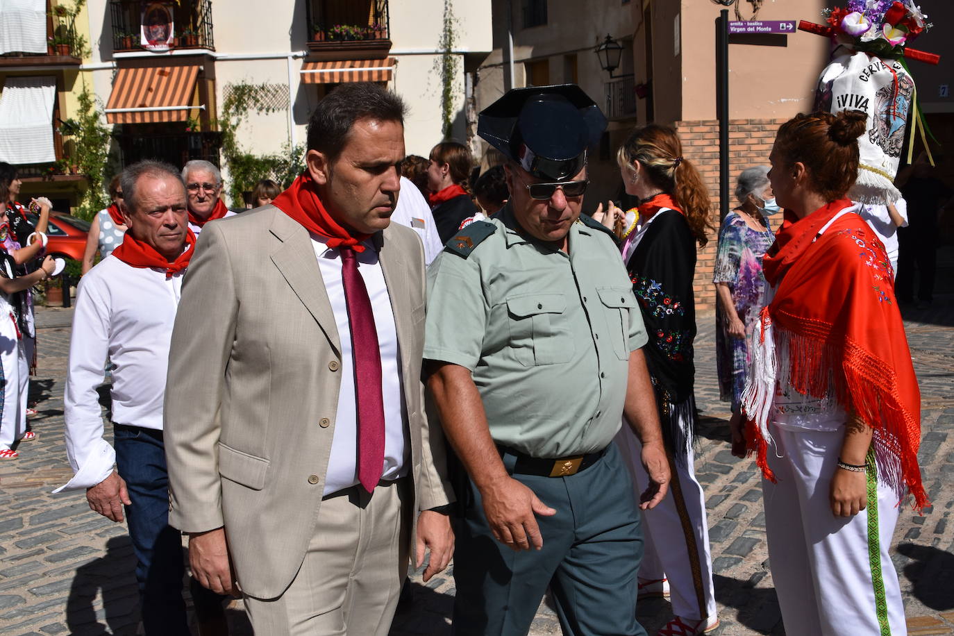Fotos: San Gil recorre las calles de Cervera al son de las &#039;pulgaretas&#039;