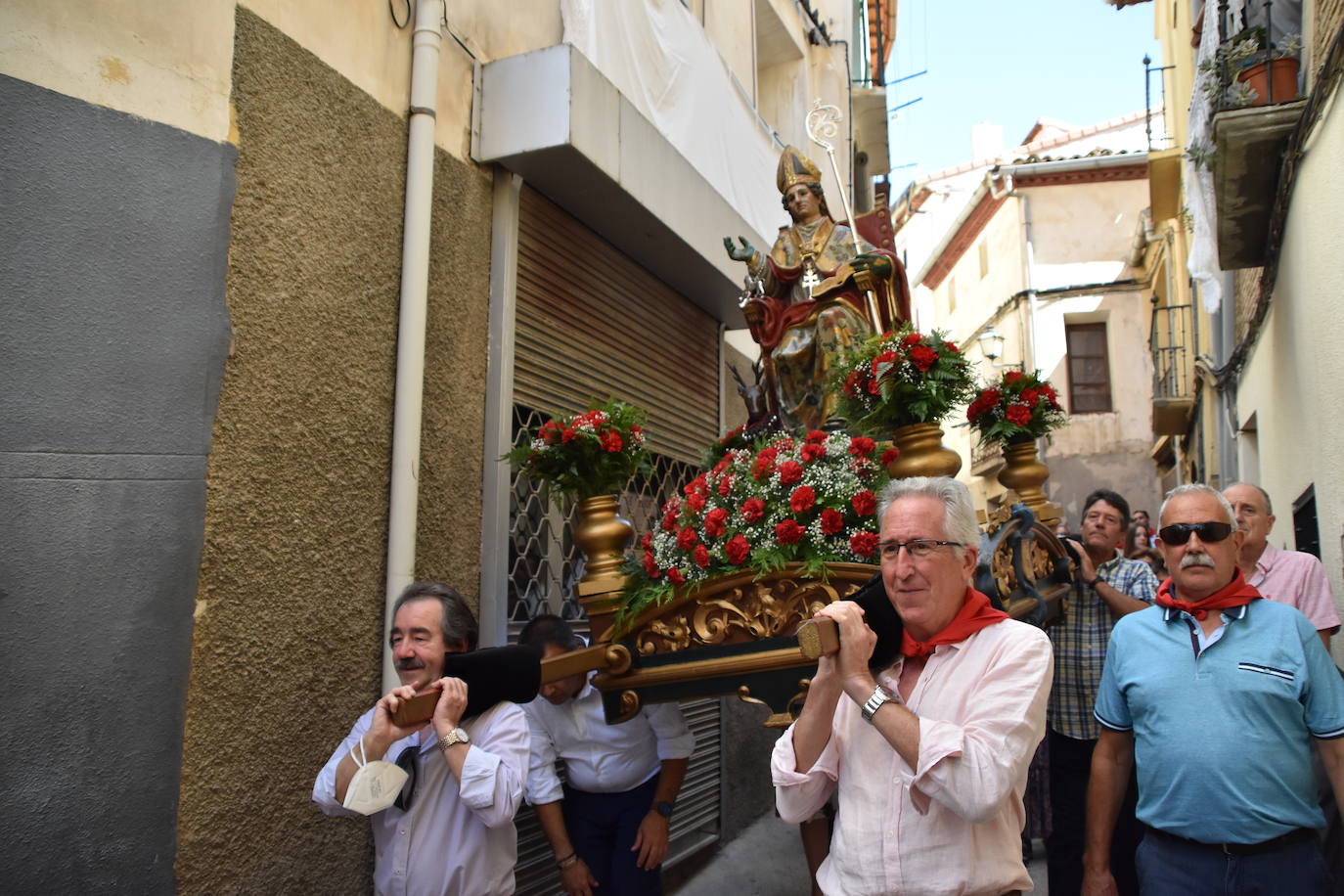 Fotos: San Gil recorre las calles de Cervera al son de las &#039;pulgaretas&#039;