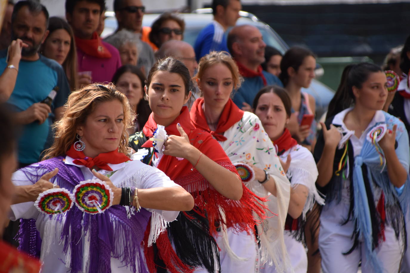 Fotos: El baile de la Gaita y Gigantes en Cervera para celebrar &#039;Sangilillo&#039;
