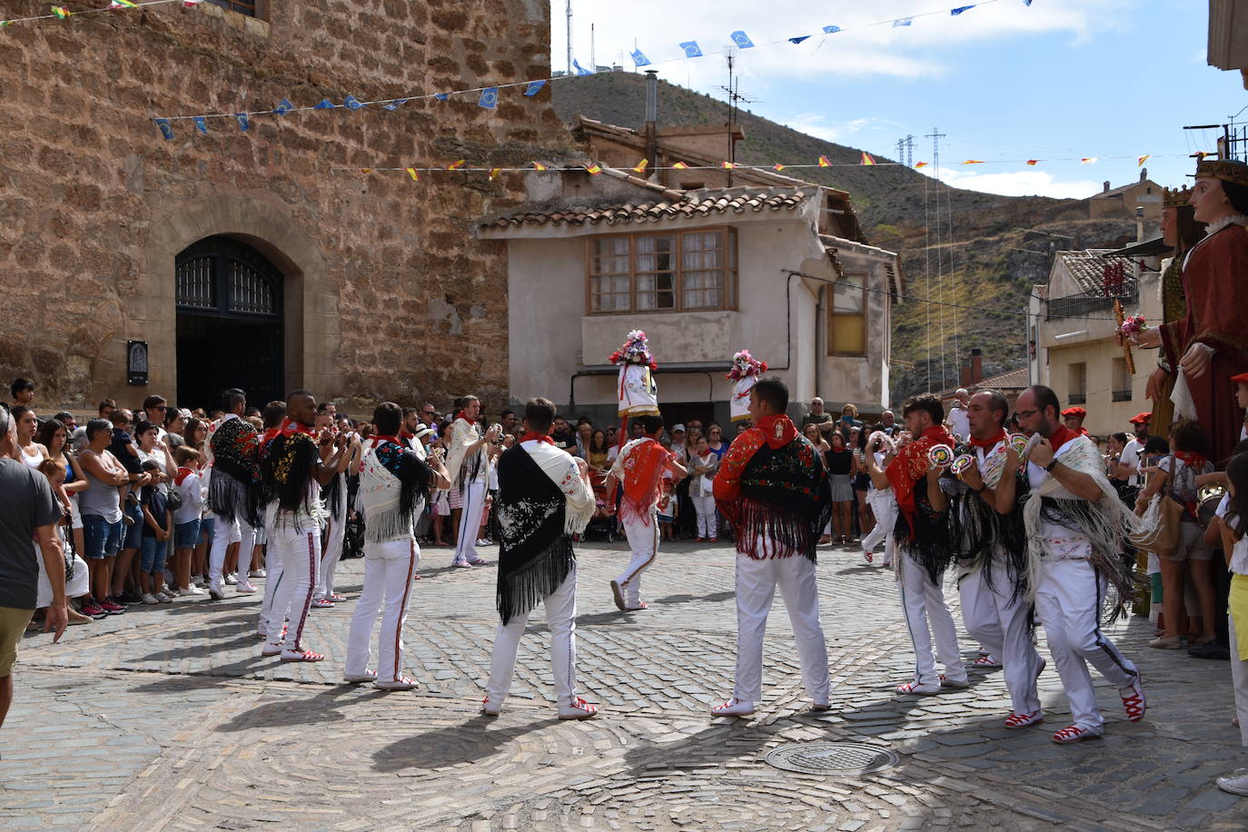 Fotos: El baile de la Gaita y Gigantes en Cervera para celebrar &#039;Sangilillo&#039;