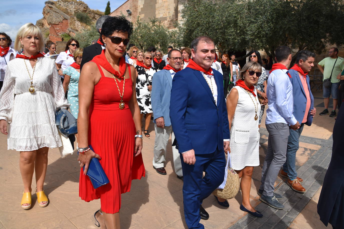 Fotos: Día de San Adrián y Santa Natalia con el tradicional pisado de uvas en Autol