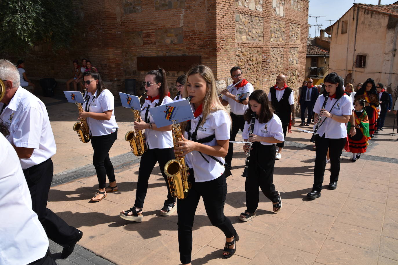Fotos: Día de San Adrián y Santa Natalia con el tradicional pisado de uvas en Autol