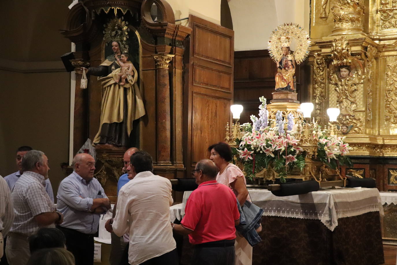 Fotos: Los alfareños honran a la Virgen del Burgo