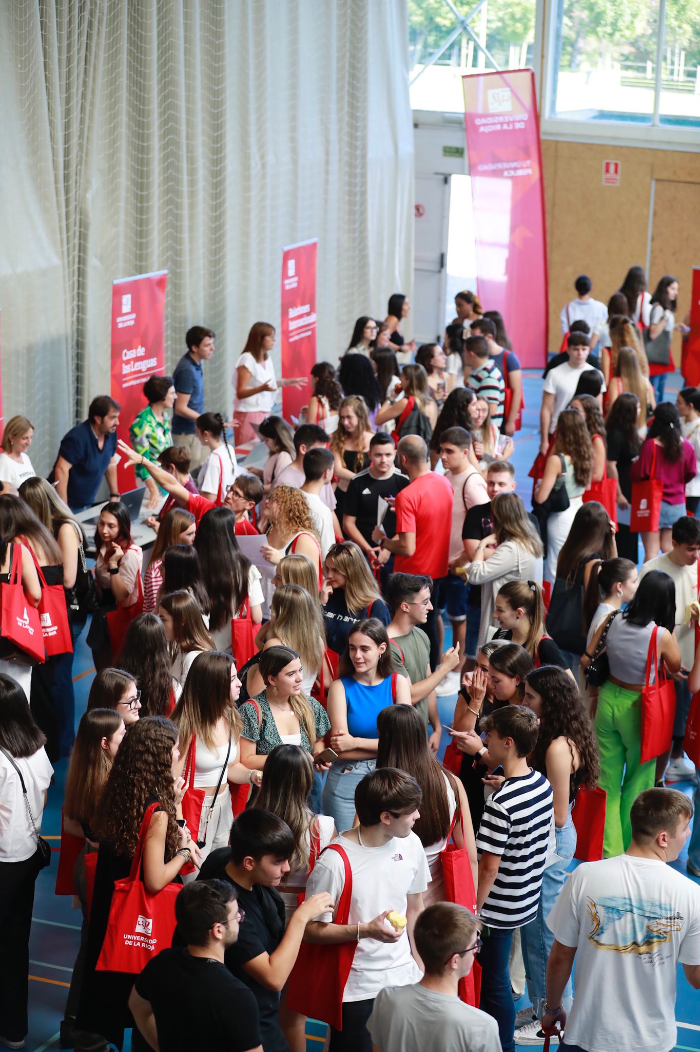 Fotos: Comienza el curso en la Universidad de La Rioja