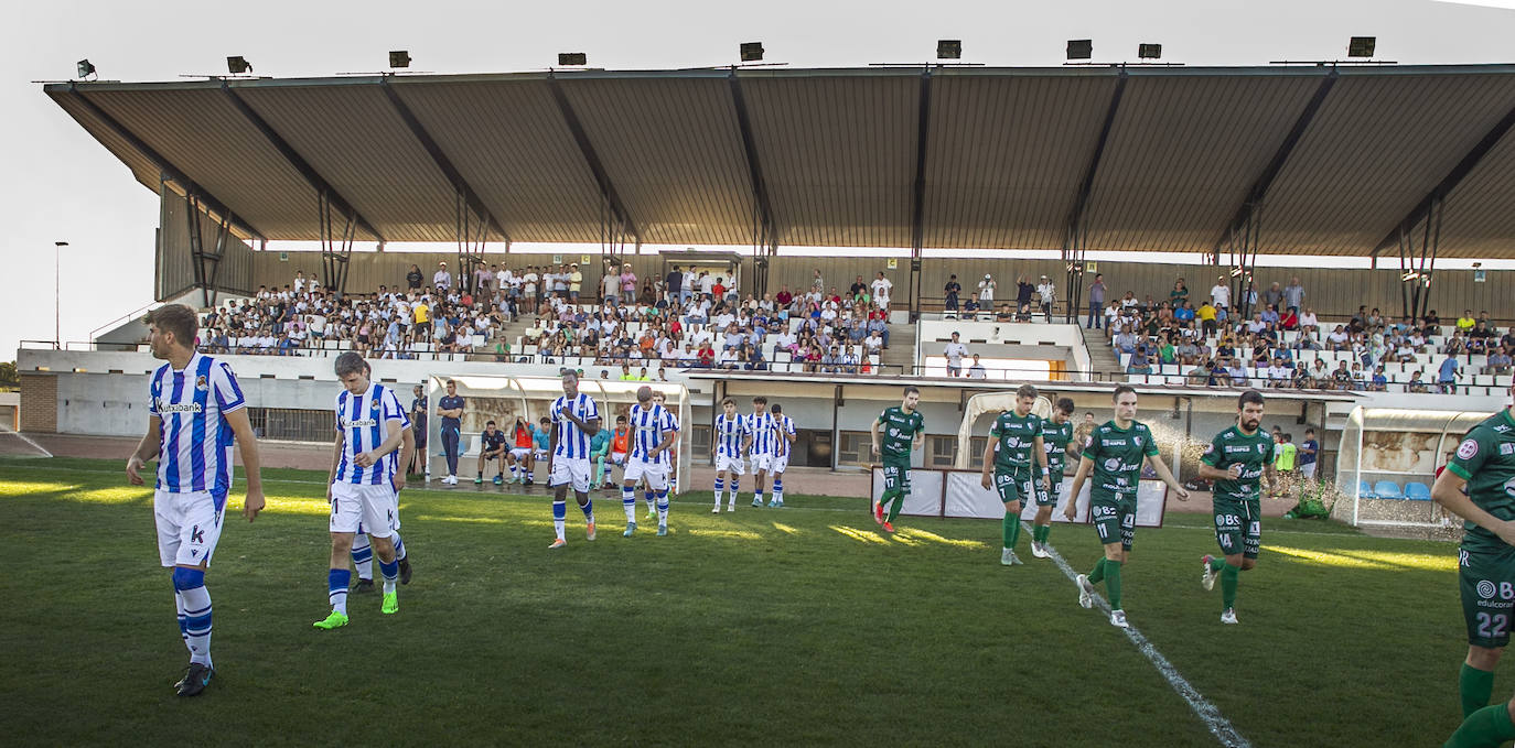 Fotos: Victoria para el Alfaro ante la Real Sociedad C