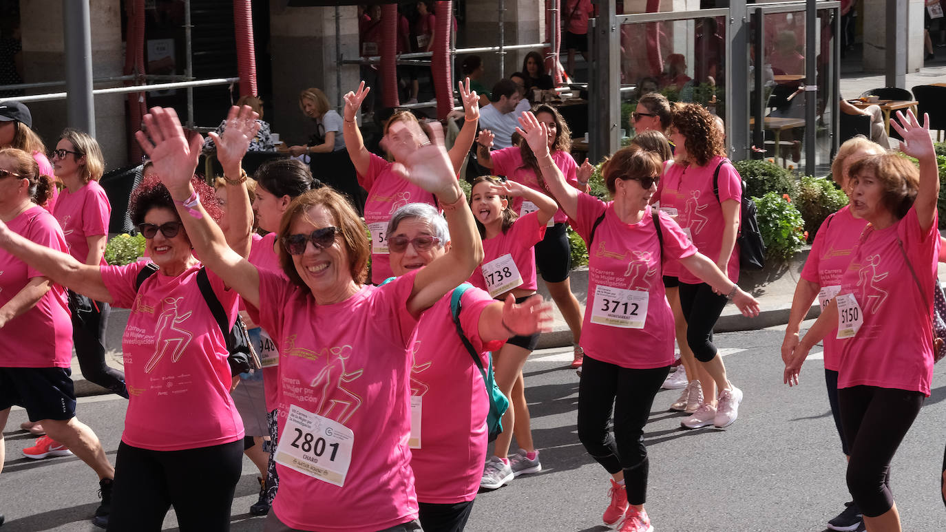 Fotos: Marea rosa contra el cáncer en Logroño