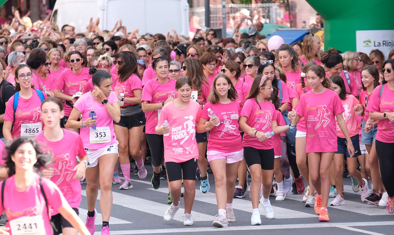 Fotos: Marea rosa contra el cáncer en Logroño