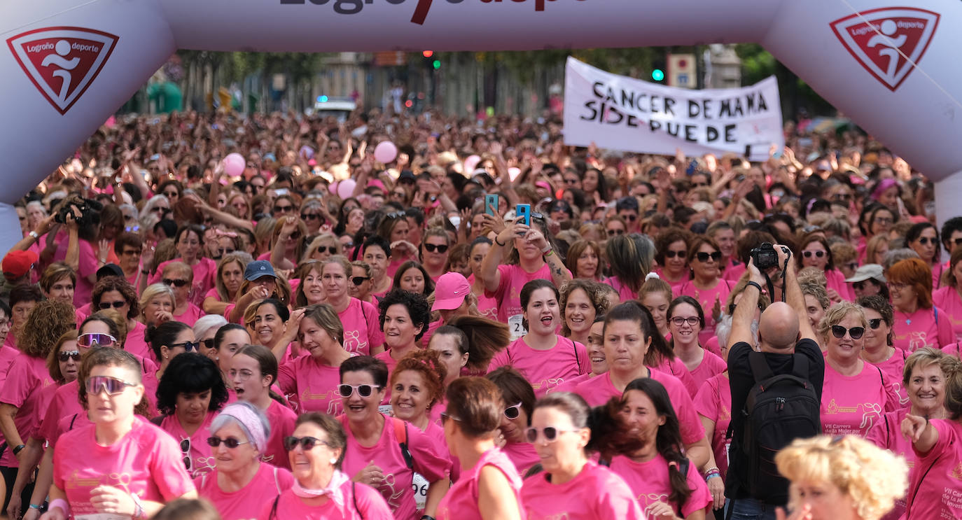 Fotos: Marea rosa contra el cáncer en Logroño