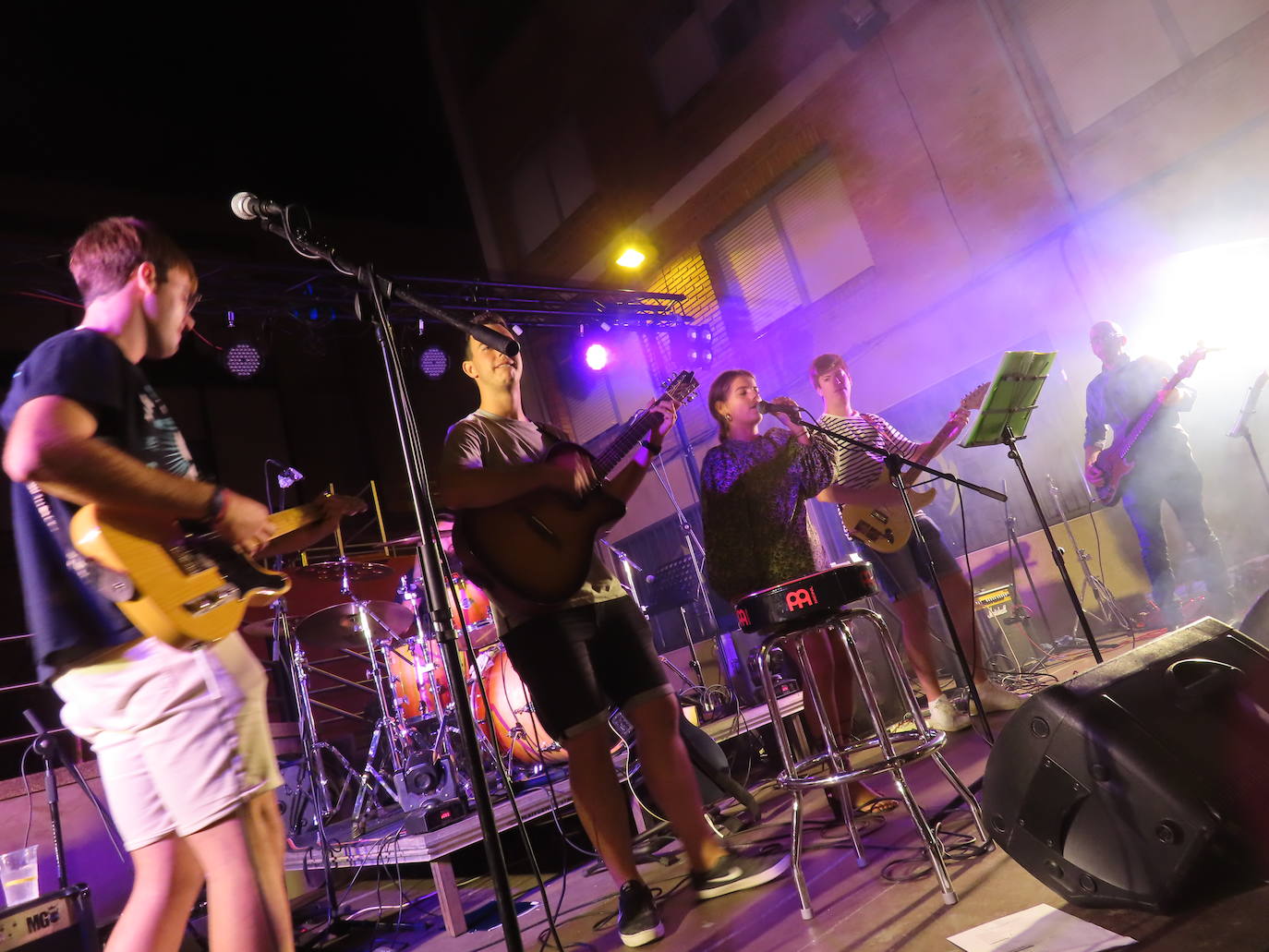 Fotos: Música y encierros en las fiestas del Burgo de Alfaro