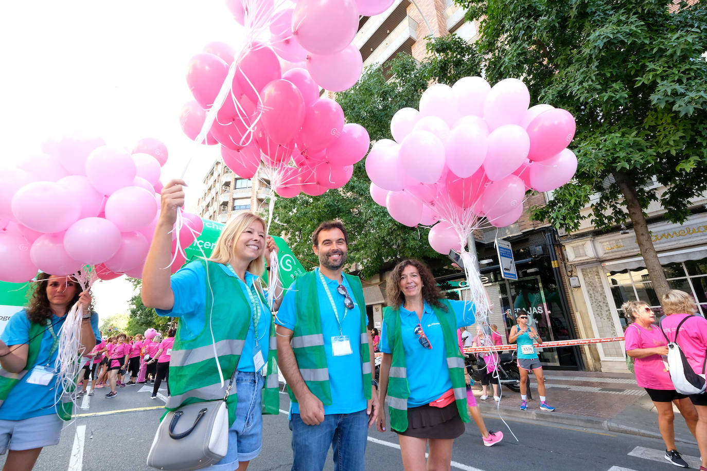 Fotos: Carrera de la Mujer en Logroño: preparación, ánimos y en la línea de salida