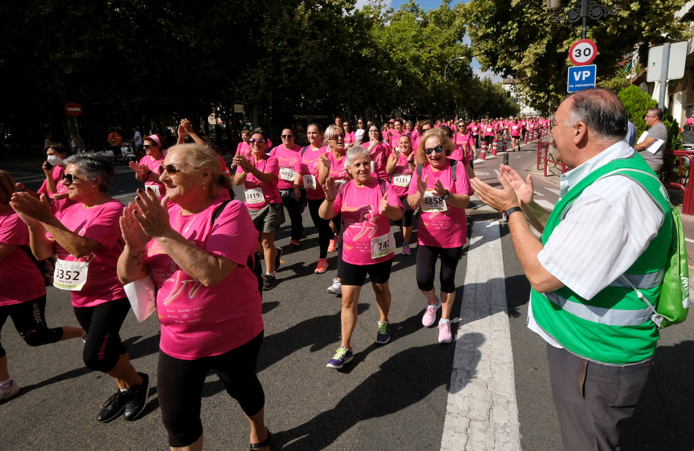 Fotos: Carrera de la Mujer en Logroño: preparación, ánimos y en la línea de salida