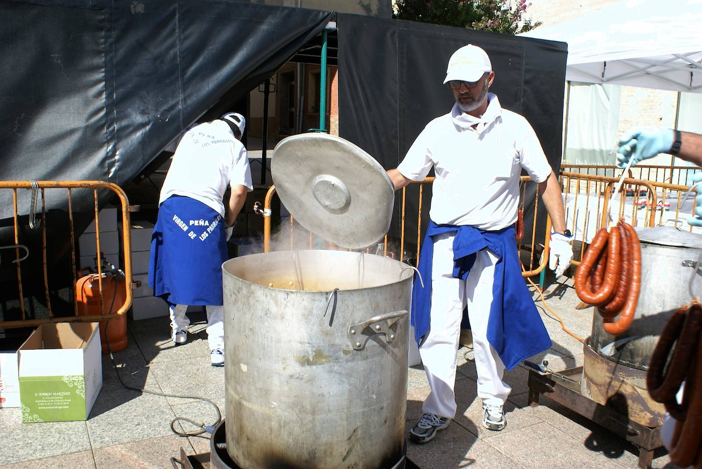 Fotos: Éxito de público en el festival del chorizo de Baños