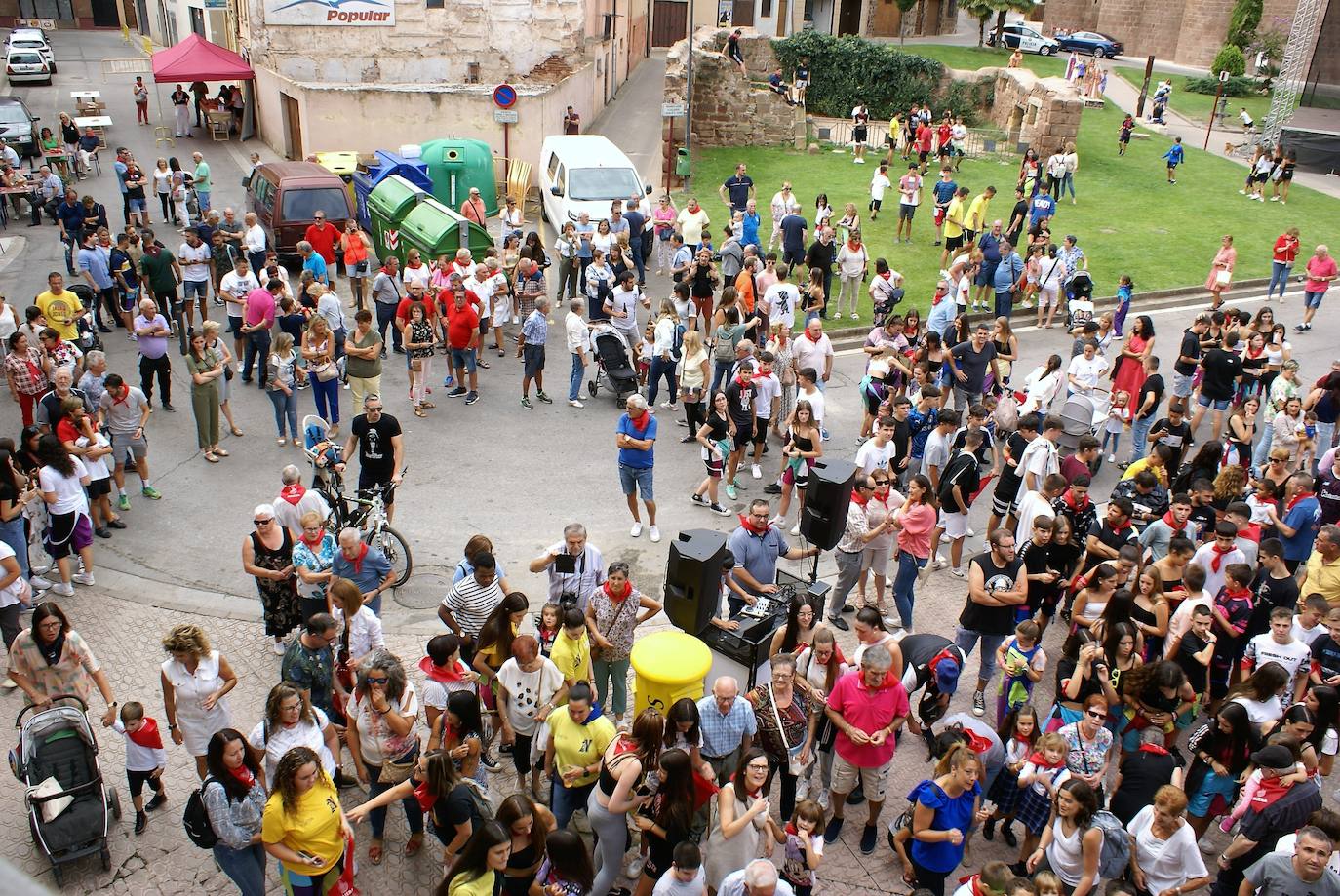 Fotos: Con el cohete arrancan las fiestas de Nájera