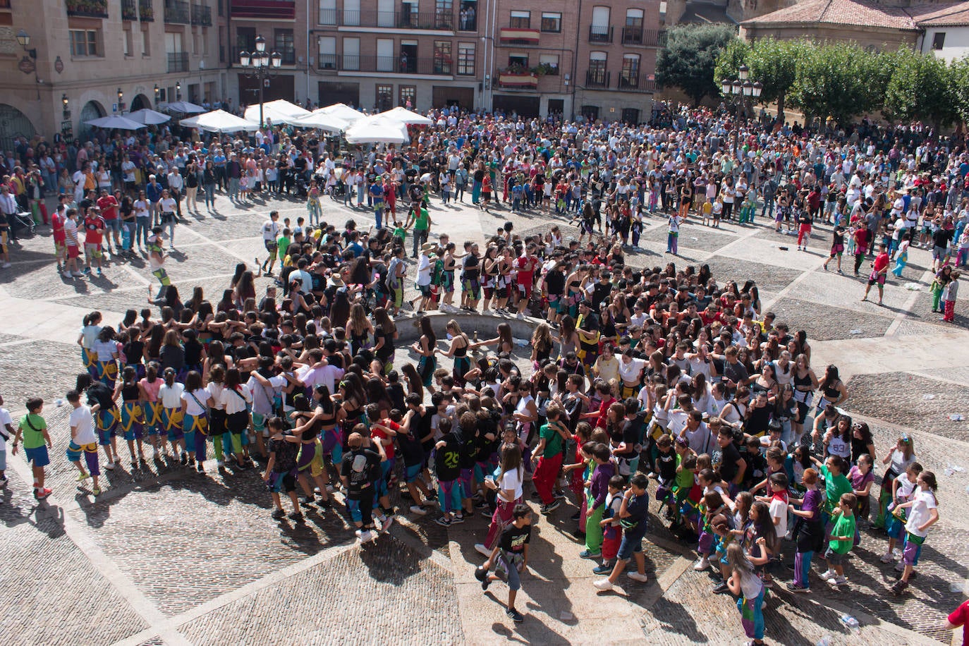 Fotos: El cohete abre las fiestas de Gracias y de San Jerónimo Hermosilla en Santo Domingo